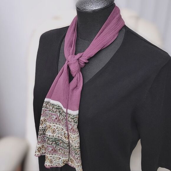 Vtg lilac sheer silk chiffon crepon patterned end slim scarf - Picture 3 of 13